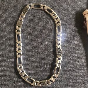 BNWT Henri Bendel Thick Silver Chain Link Necklace